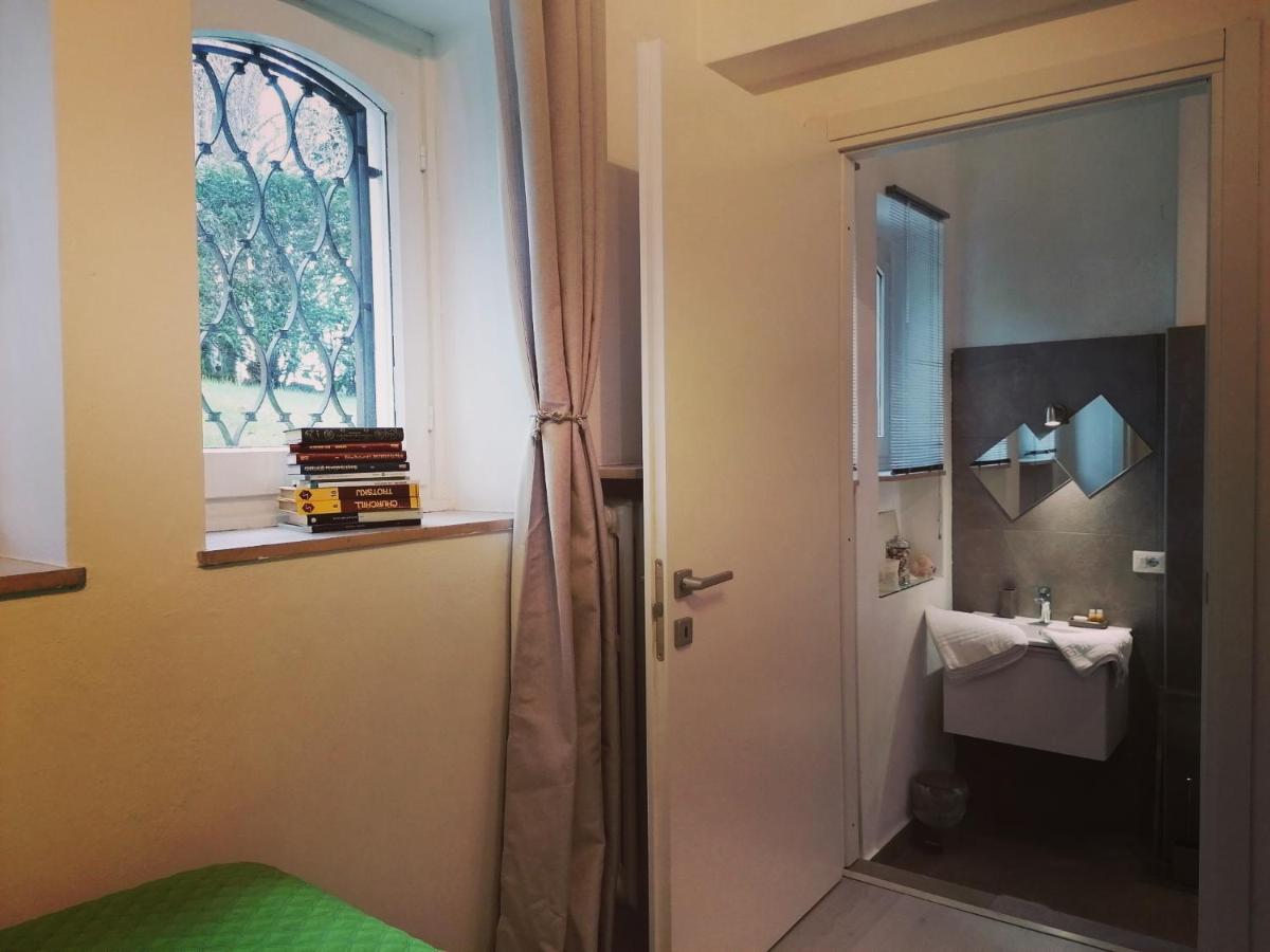 Domus 190 Rooms バレーゼ エクステリア 写真
